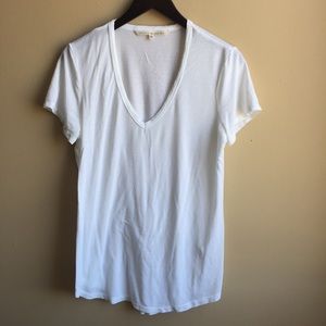 ☀️NWOT Rachel Roy Deep V Tee